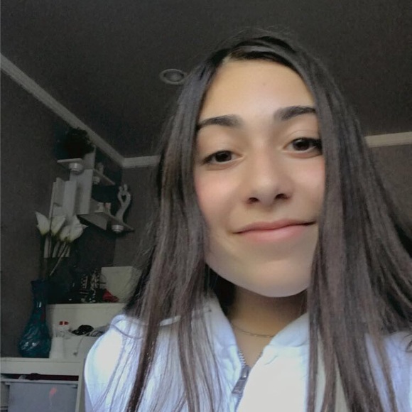 Meet your Posher, Victoria - Picture 1 of 1